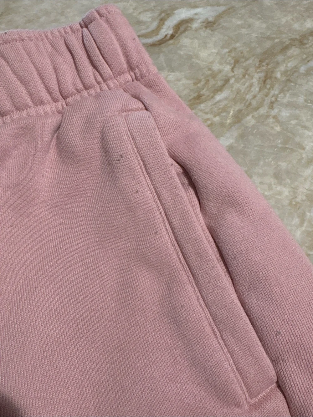 ALO Yoga soft dusty
